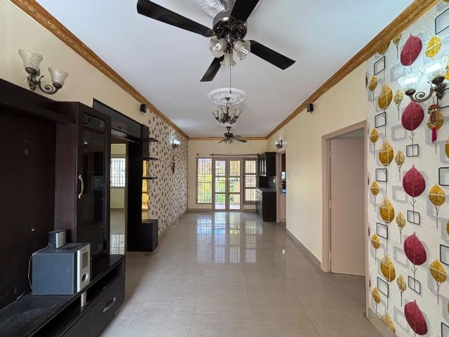 Rental | 2 BHK 1100 Sq.Ft. Apartment in JS Tulip