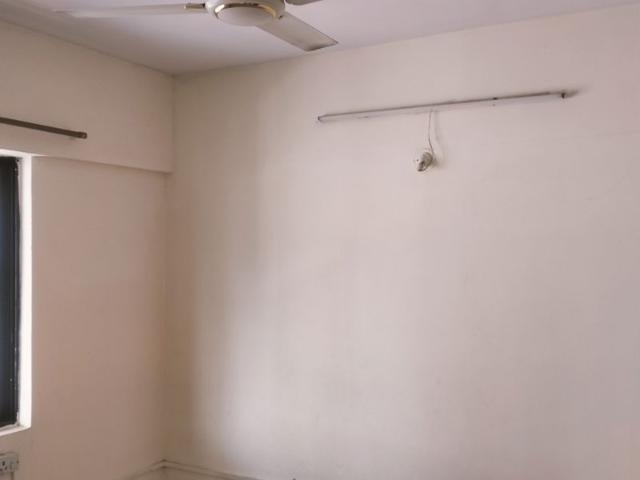 Rental | 2 BHK 1100 Sq.Ft. Apartment in Oxford Elegance Apartment Condominium