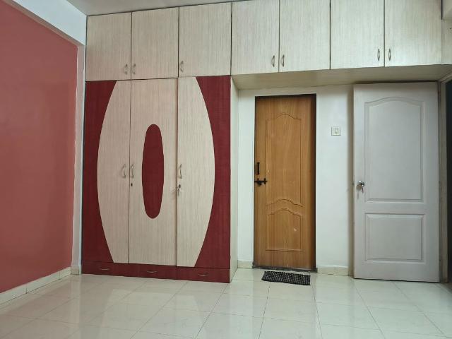 Rental | 2 BHK 1100 Sq.Ft. Apartment in Laxmi Vridavan