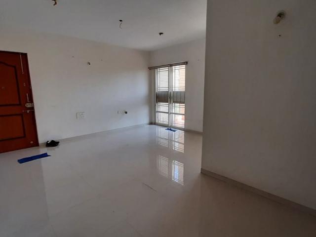 Rental | 2 BHK 1100 Sq.Ft. Apartment in Nyati Evita