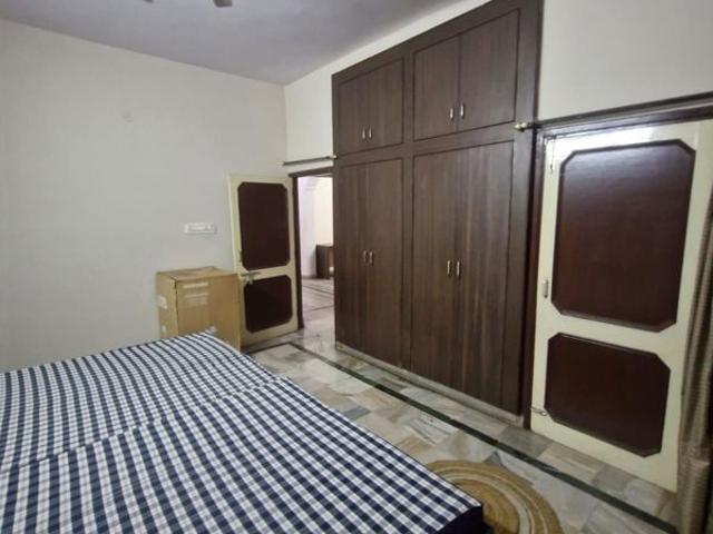 Rental | 2 BHK 1100 Sq.Ft. Apartment in Sahakar Marg