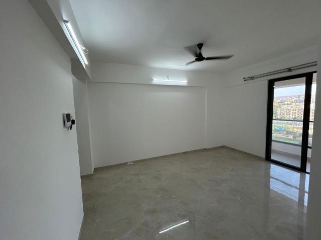 Rental | 2 BHK 1100 Sq.Ft. Apartment in Salarpuria H And M Royal