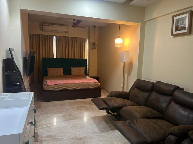 Rental | 2 BHK 1100 Sq.Ft. Apartment in Shams Palace