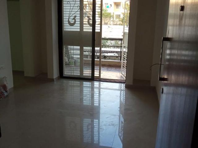 Rental | 2 BHK 1100 Sq.Ft. Apartment in Pandurang Colony