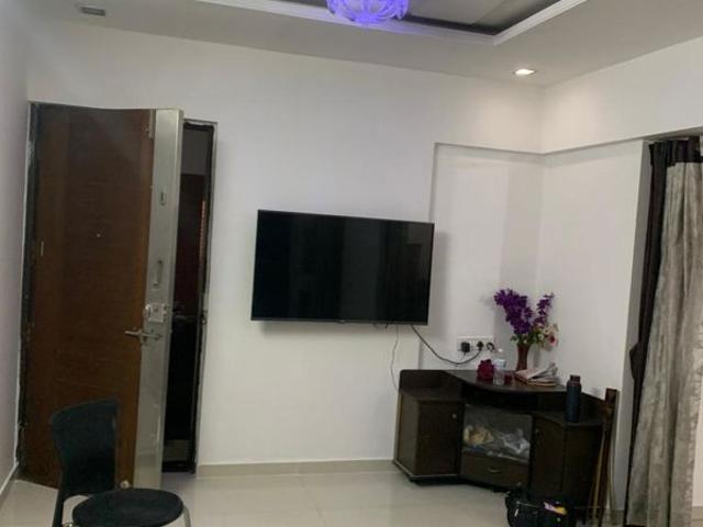 Rental | 2 BHK 1100 Sq.Ft. Apartment in Royal Imperio