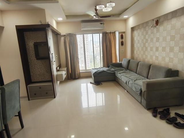 Rental | 2 BHK 1100 Sq.Ft. Apartment in Romell Diva