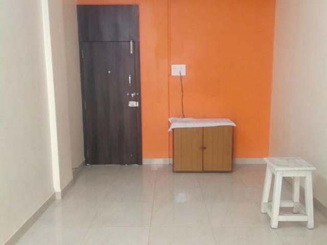 Rental | 2 BHK 1100 Sq.Ft. Apartment in Raheja Vistas Phase II