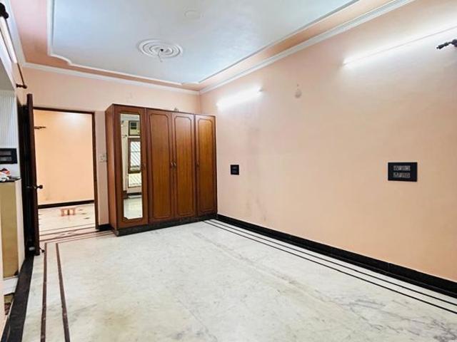 Rental | 2 BHK 1100 Sq.Ft. Apartment in Vasant Kunj