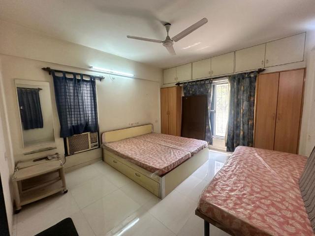 Rental | 2 BHK 1100 Sq.Ft. Apartment in Vasupujya Neco Harmony