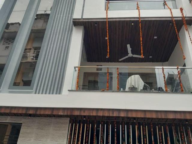 Rental | 2 BHK 1100 Sq.Ft. Independent House in Chinhat
