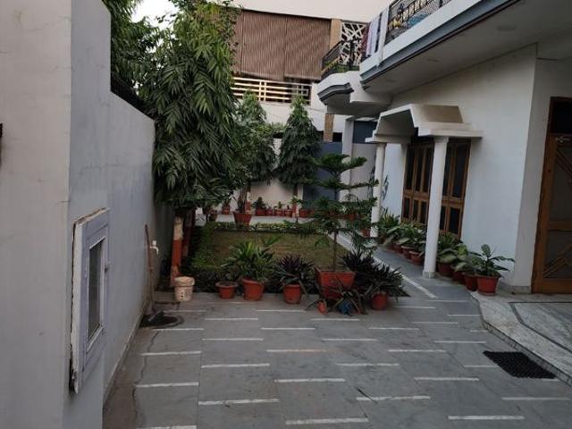 Rental | 2 BHK 1100 Sq.Ft. Independent House in Indira Nagar