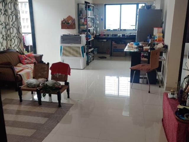 Rental | 2 BHK 1105 Sq.Ft. Apartment in Woodland Apartments
