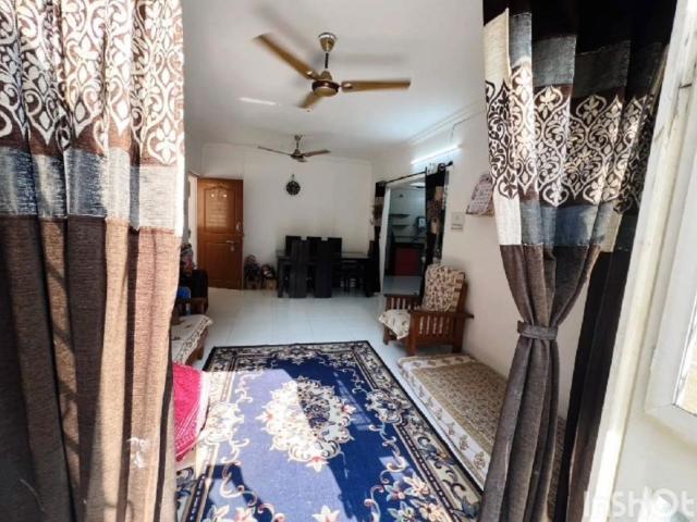 Rental | 2 BHK + 1120 Sq.Ft. Apartment in Neco Gardens