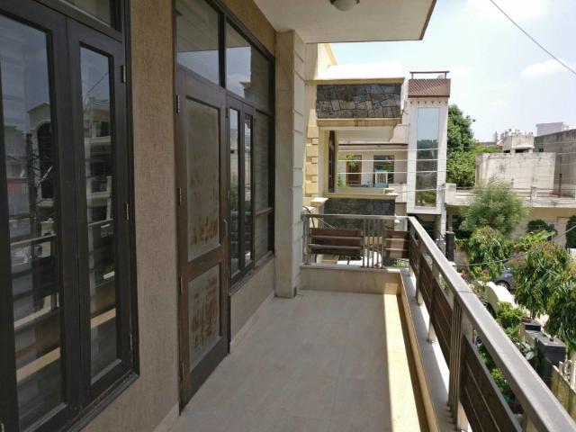 Rental | 2 BHK + 1131 Sq.Ft. Independent House in Sector 10A