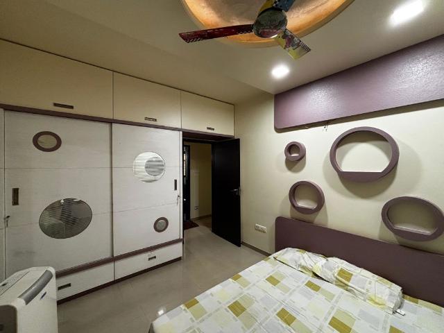 Rental | 2 BHK 1240 Sq.Ft. Apartment in Godrej Horizon