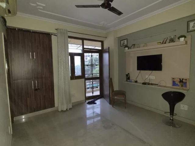 Rental | 2 BHK + 1240 Sq.Ft. Apartment in KW Srishti