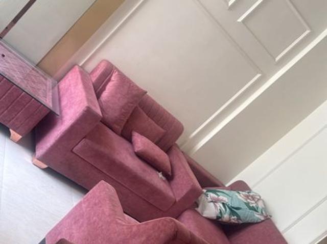 Rental | 2 BHK + 1240 Sq.Ft. Apartment in KW Srishti
