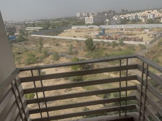 Rental | 2 BHK 1240 Sq.Ft. Apartment in RAS Palm Residency