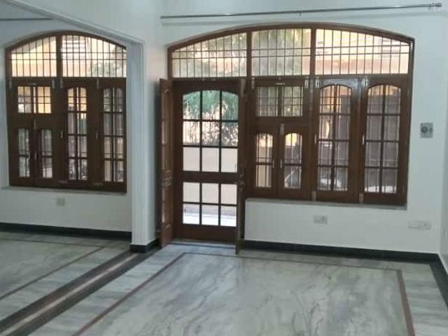 Rental | 2 BHK + 1246 Sq.Ft. Independent House in Sector 5
