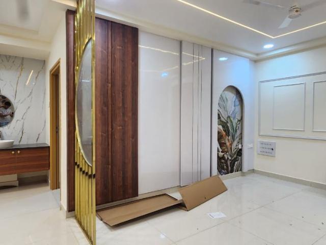 Rental | 2 BHK + 1250 Sq.Ft. Apartment in Aryamitra Grasshopper