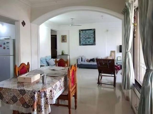 Rental | 2 BHK 1250 Sq.Ft. Apartment in Brahma Emerald County