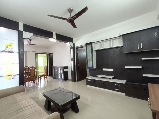 Rental | 2 BHK + 1250 Sq.Ft. Apartment in DSR Ultima