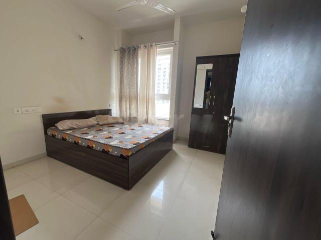 Rental | 2 BHK 1250 Sq.Ft. Apartment in Kolte Patil Cheryl
