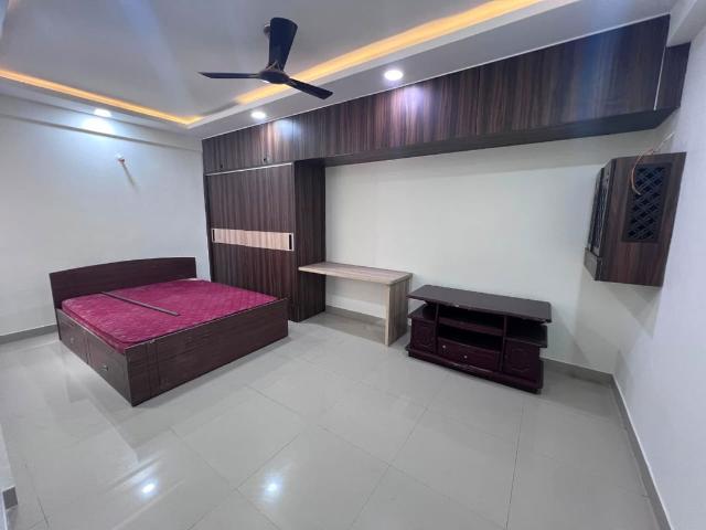 Rental | 2 BHK 1250 Sq.Ft. Apartment in Keerthi Royal Palms
