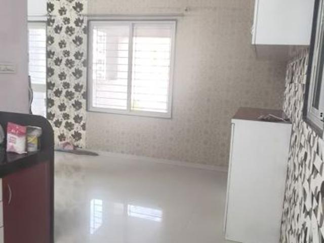 Rental | 2 BHK 1250 Sq.Ft. Apartment in Kumar Sophronia