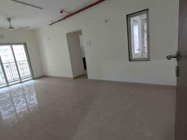 Rental | 2 BHK 1250 Sq.Ft. Apartment in Indiabulls Greens