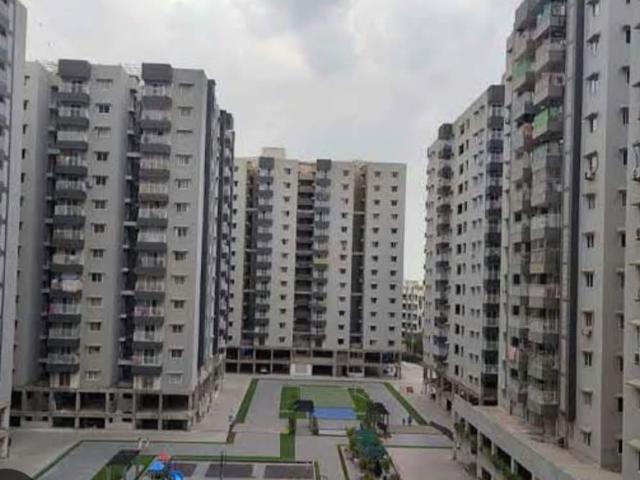 Rental | 2 BHK 1250 Sq.Ft. Apartment in Jains Carlton Creek