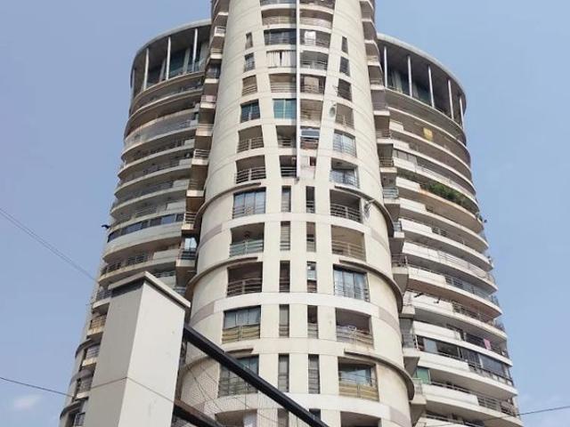 Rental | 2 BHK 1250 Sq.Ft. Apartment in Lokhandwala Harmony