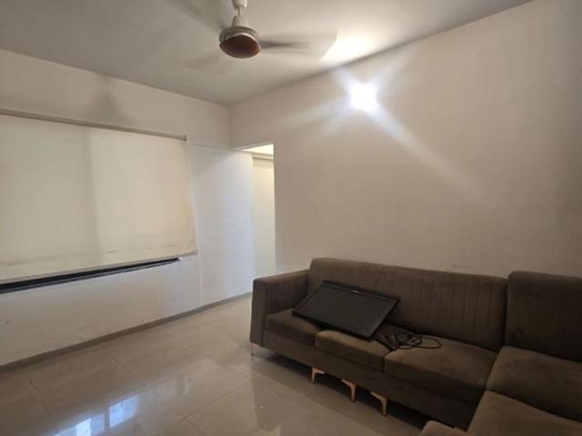 Rental | 2 BHK 1250 Sq.Ft. Apartment in Lunkad Colonnade 2