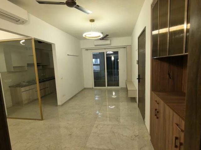 Rental | 2 BHK + 1250 Sq.Ft. Apartment in Smart World Orchard