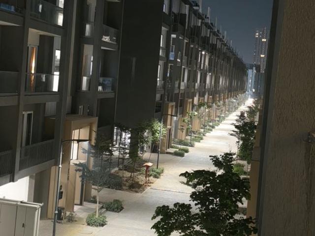 Rental | 2 BHK + 1250 Sq.Ft. Apartment in Smart World Orchard