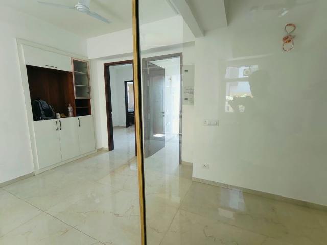 Rental | 2 BHK + 1250 Sq.Ft. Apartment in Smart World Orchard