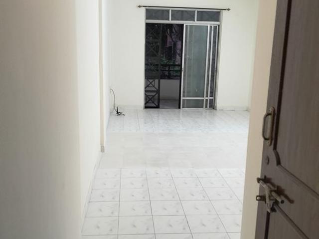 Rental | 2 BHK 1250 Sq.Ft. Apartment in Parmar Park Phase II