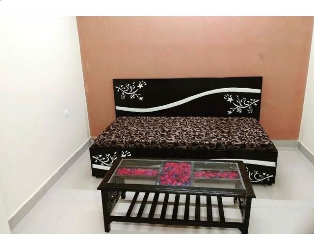 Rental | 2 BHK + 1250 Sq.Ft. Apartment in Pentagon Queens Tower Phase II