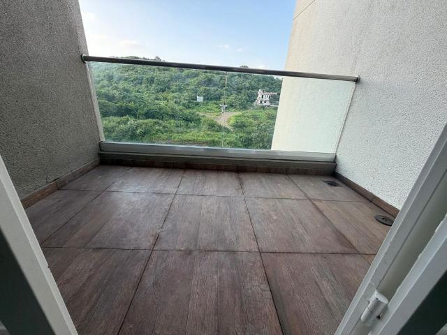 Rental | 2 BHK + 1250 Sq.Ft. Apartment in Prathmesh Elite
