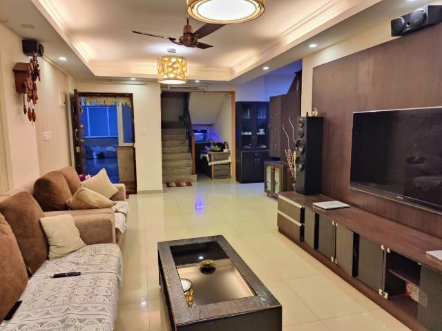 Rental | 2 BHK + 1254 Sq.Ft. Apartment in Alpine Pyramid