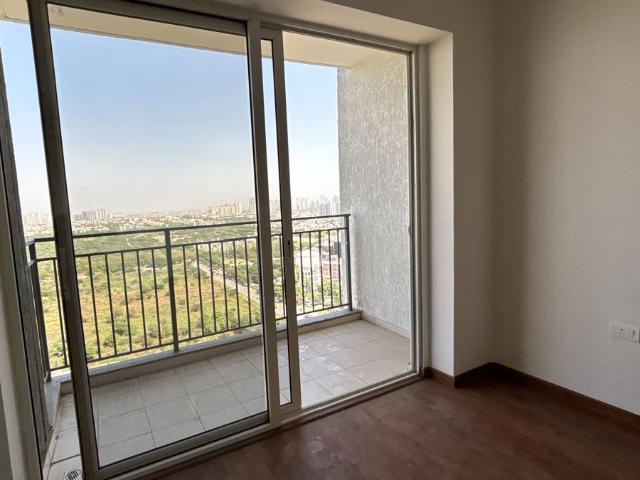 Rental | 2 BHK 1255 Sq.Ft. Apartment in Godrej Woods