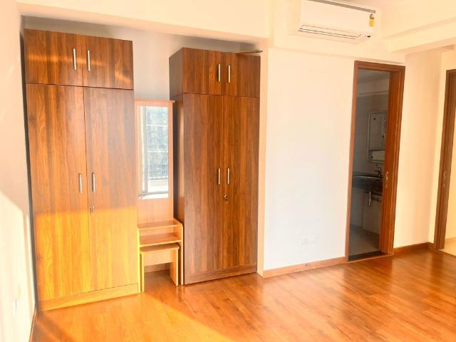 Rental | 2 BHK 1255 Sq.Ft. Apartment in Godrej Woods