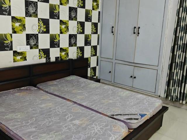 Rental | 2 BHK + 1260 Sq.Ft. Villa in Sector 56