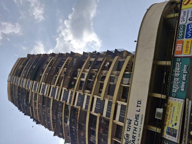 Rental | 2 BHK 1266 Sq.Ft. Apartment in Gajra Bhoomi Parth