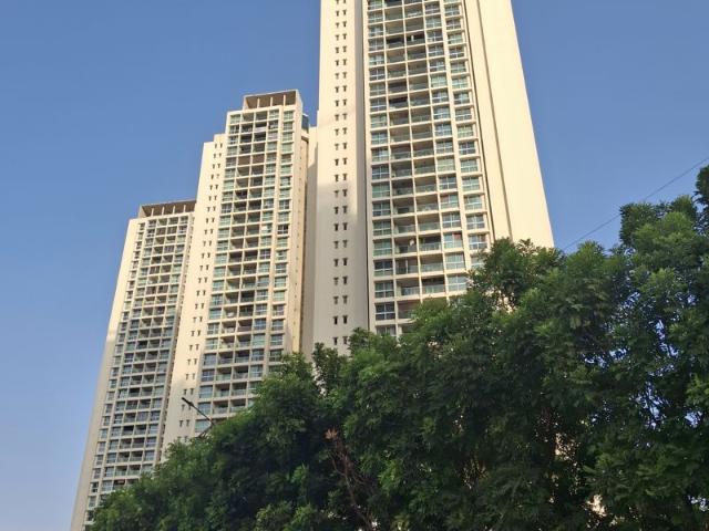 Rental | 2 BHK 1270 Sq.Ft. Apartment in Aurum Q Residences