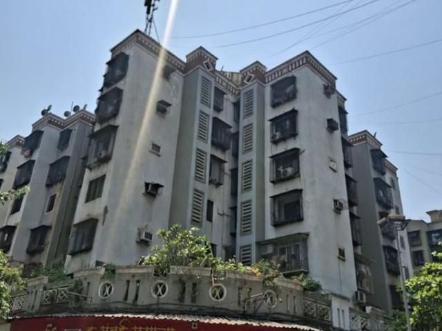 Rental | 2 BHK 1270 Sq.Ft. Apartment in Mahavir Varsha