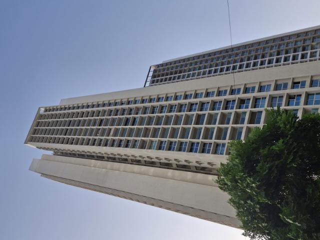Rental | 2 BHK + 1271 Sq.Ft. Apartment in Aurum Q Residences
