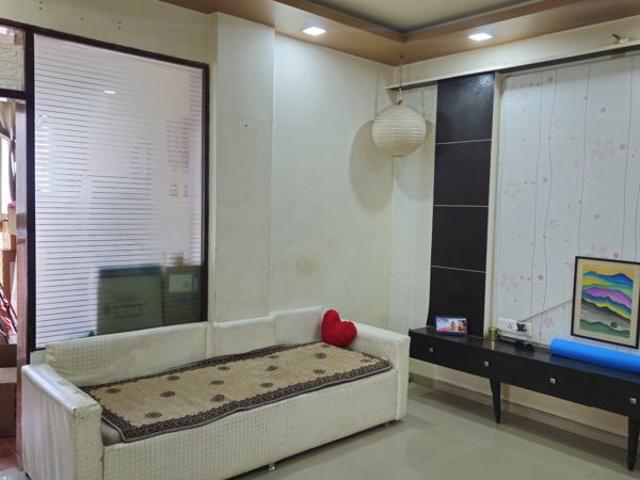 Rental | 2 BHK + 1272 Sq.Ft. Apartment in Suyog Shree Apartment