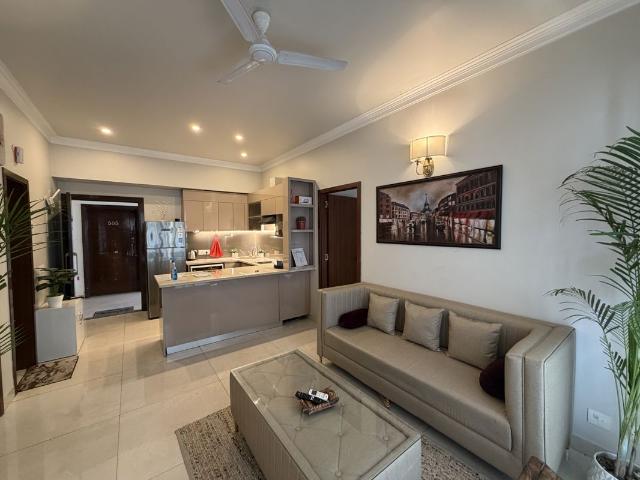 Rental | 2 BHK + 1277 Sq.Ft. Apartment in Central Park 3 The Room