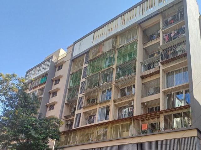 Rental | 2 BHK 1278 Sq.Ft. Apartment in Titanium Pyramid Icon